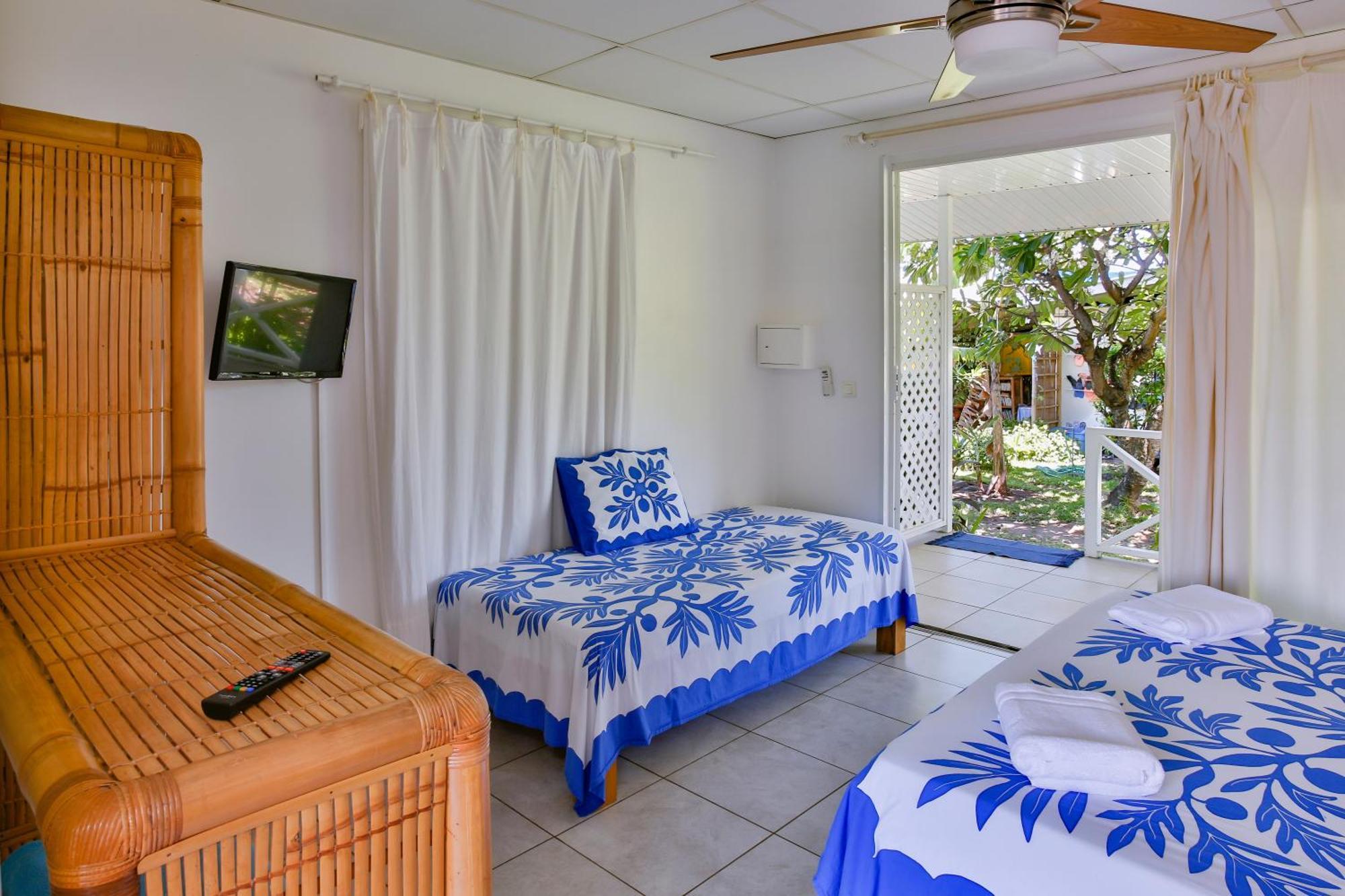 Pension De La Plage Punaauia  Exterior photo
