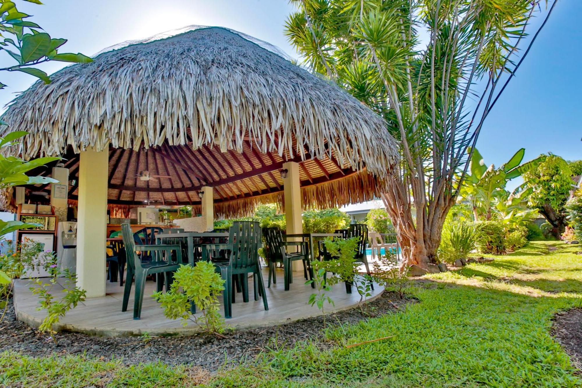 Pension De La Plage Punaauia  Exterior photo